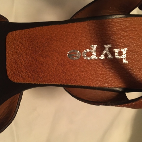 Leather Wedge platform embellished shoes - Picture 8 of 11